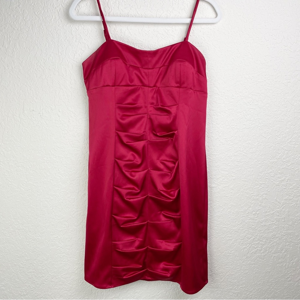 NW Collections Red Satin Like Ruched Dress Size Medium